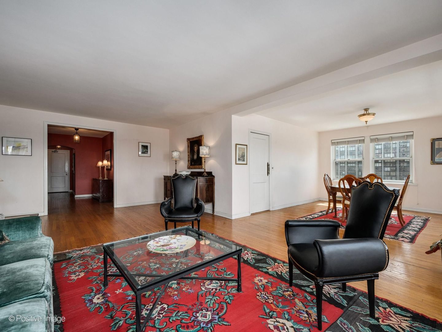 5555 North Sheridan Road, Unit 807 Chicago, IL 60640 - Photo 8 of 34