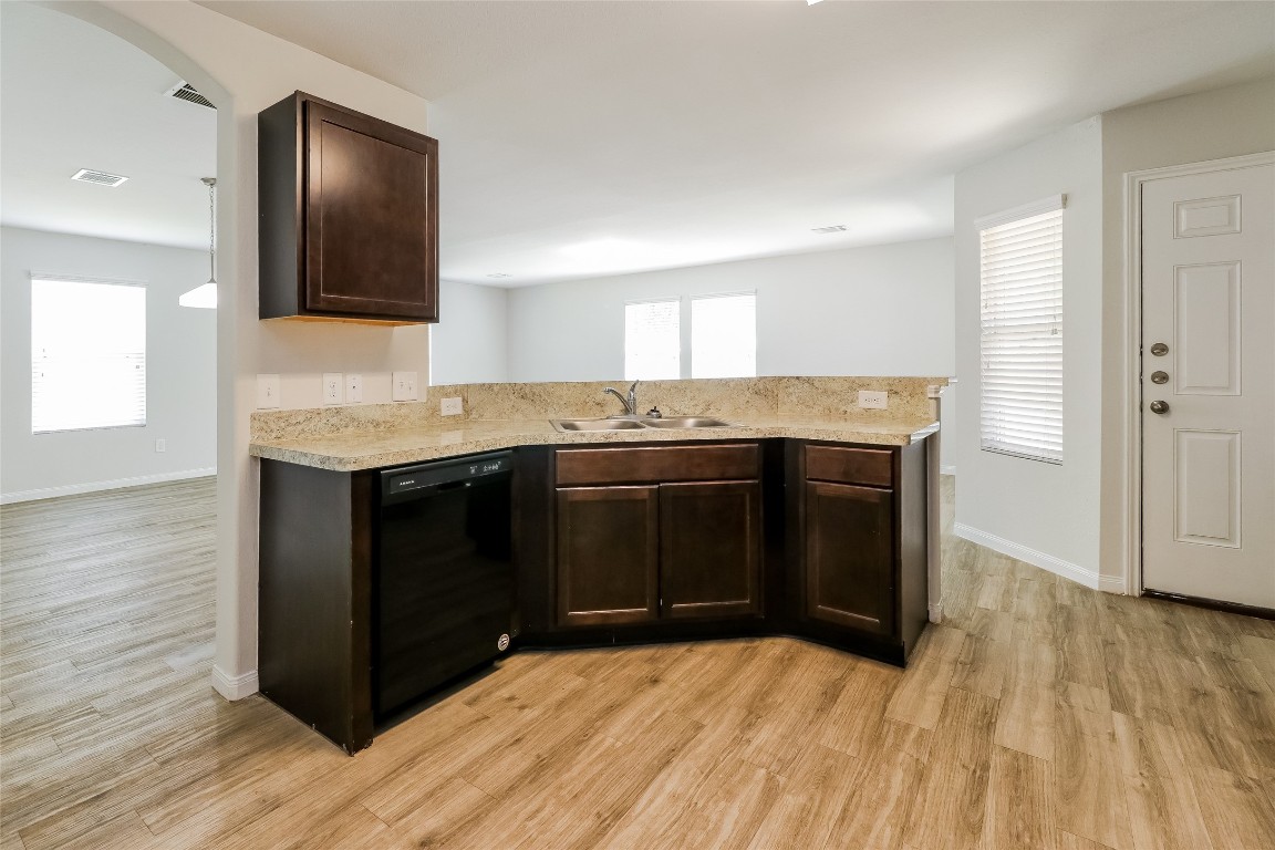 13806 Spring Meadows Circle Willis, TX 77378 - Photo 4 of 10 Photos may be representative of the floor plan and not the exact home. Finishes, layout, and features of the actual property for lease may vary.