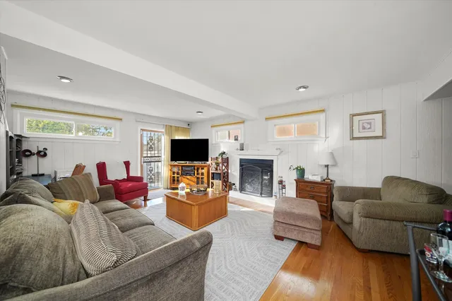 $199,999 | 14214 South Parnell Avenue, Riverdale, IL 60827