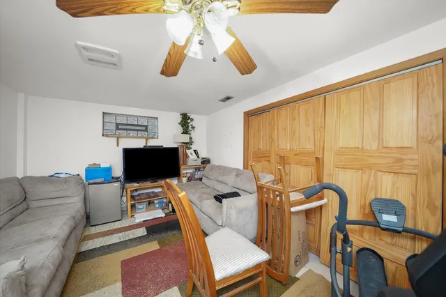 $199,999 | 14214 South Parnell Avenue, Riverdale, IL 60827