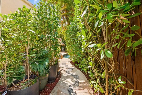 $849,000 | 7685 Northwest 61st Terrace, Parkland, FL 33067