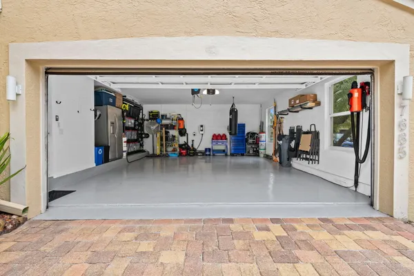 $849,000 | 7685 Northwest 61st Terrace, Parkland, FL 33067