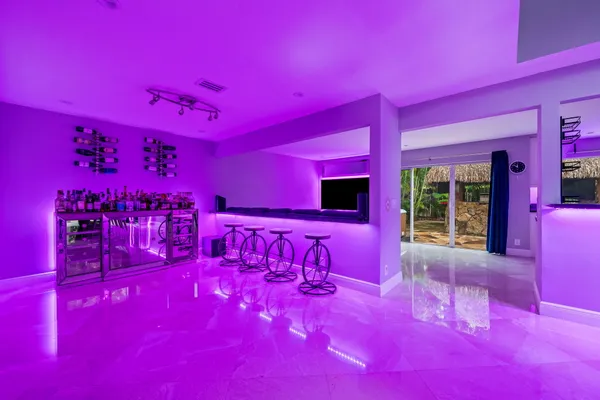 $849,000 | 7685 Northwest 61st Terrace, Parkland, FL 33067