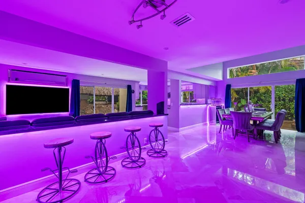 $849,000 | 7685 Northwest 61st Terrace, Parkland, FL 33067