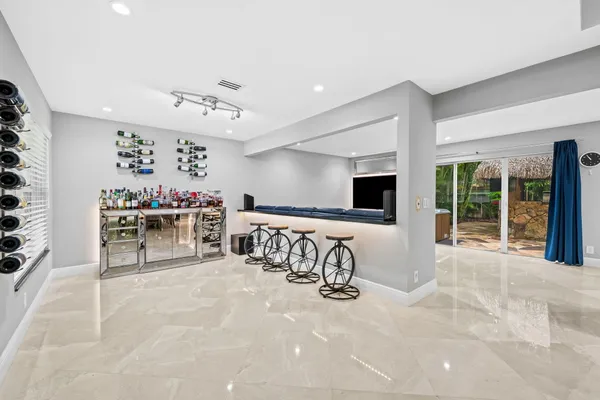 $849,000 | 7685 Northwest 61st Terrace, Parkland, FL 33067