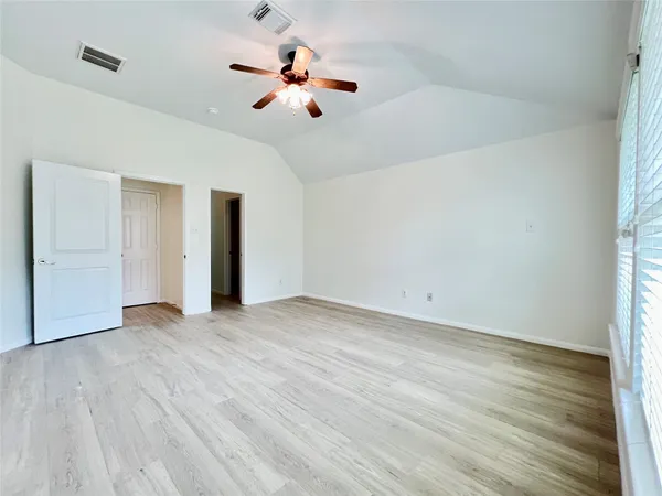 $2,400 | 2606 Atwood Glen Lane, Houston, TX 77014
