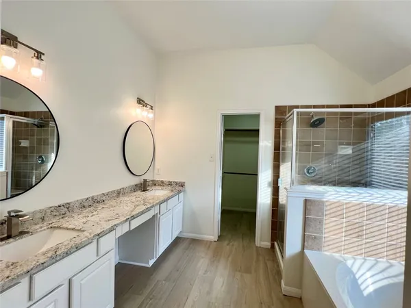 $2,400 | 2606 Atwood Glen Lane, Houston, TX 77014