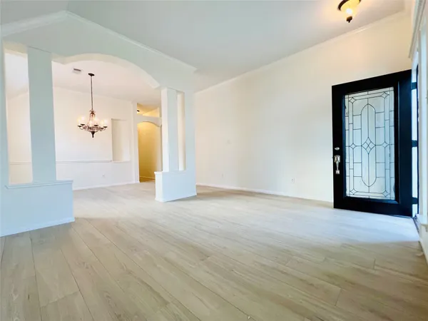 $2,400 | 2606 Atwood Glen Lane, Houston, TX 77014