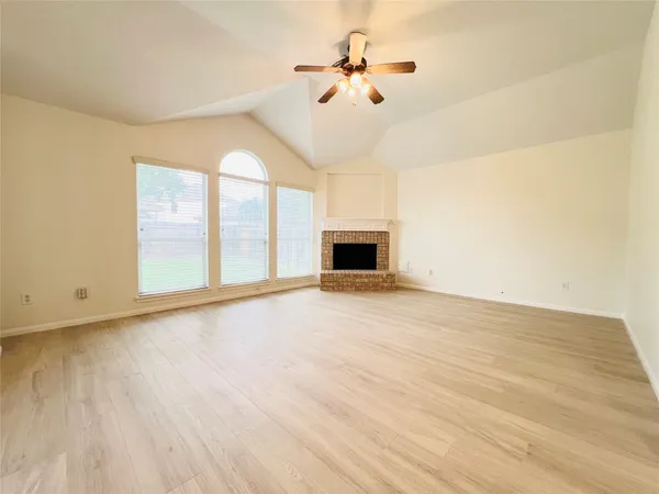 $2,400 | 2606 Atwood Glen Lane, Houston, TX 77014