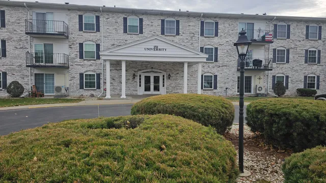 $169,000 | 151 North University Drive, Unit 215, West Bend, WI 53095