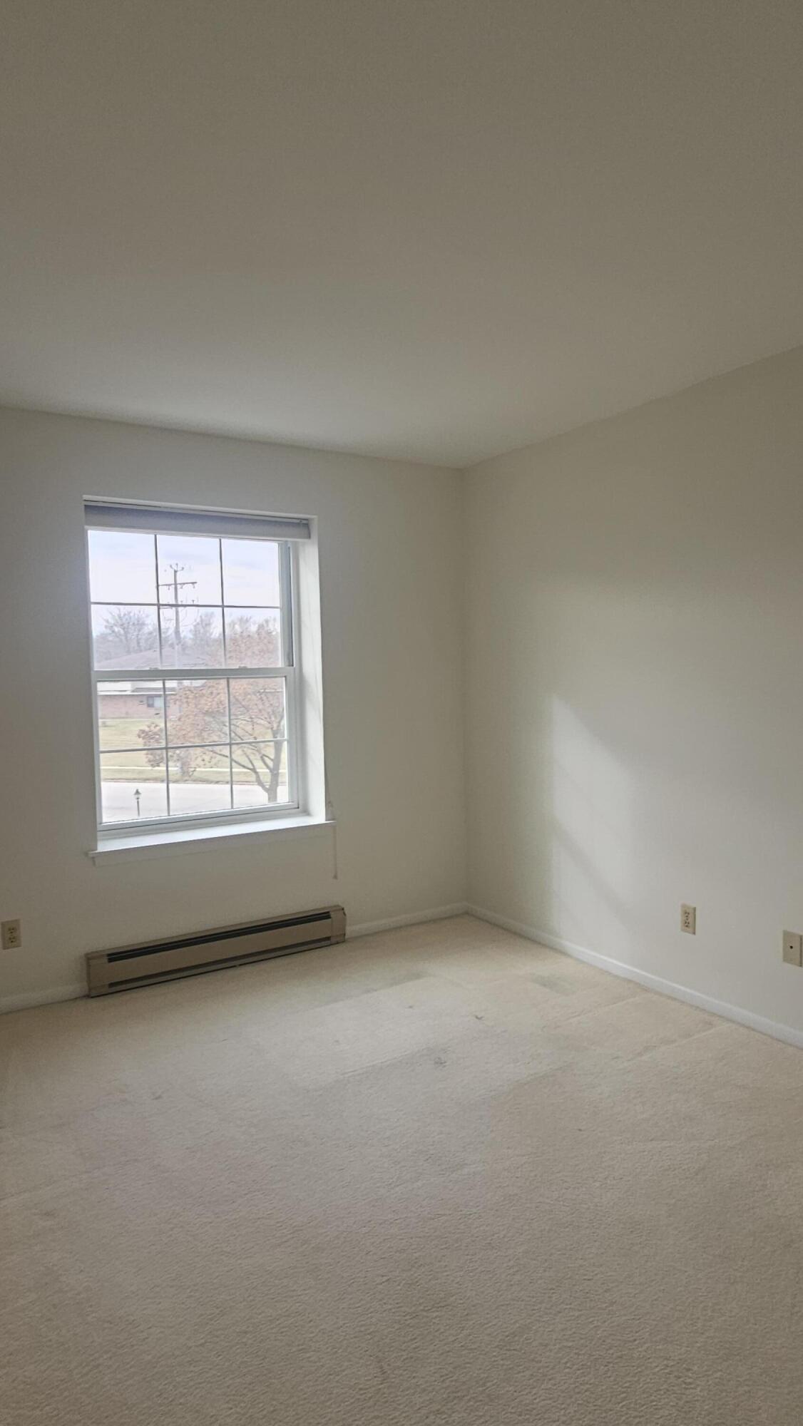 151 North University Drive, Unit 215 West Bend, WI 53095 - Photo 10 of 14 151 N University Dr 215