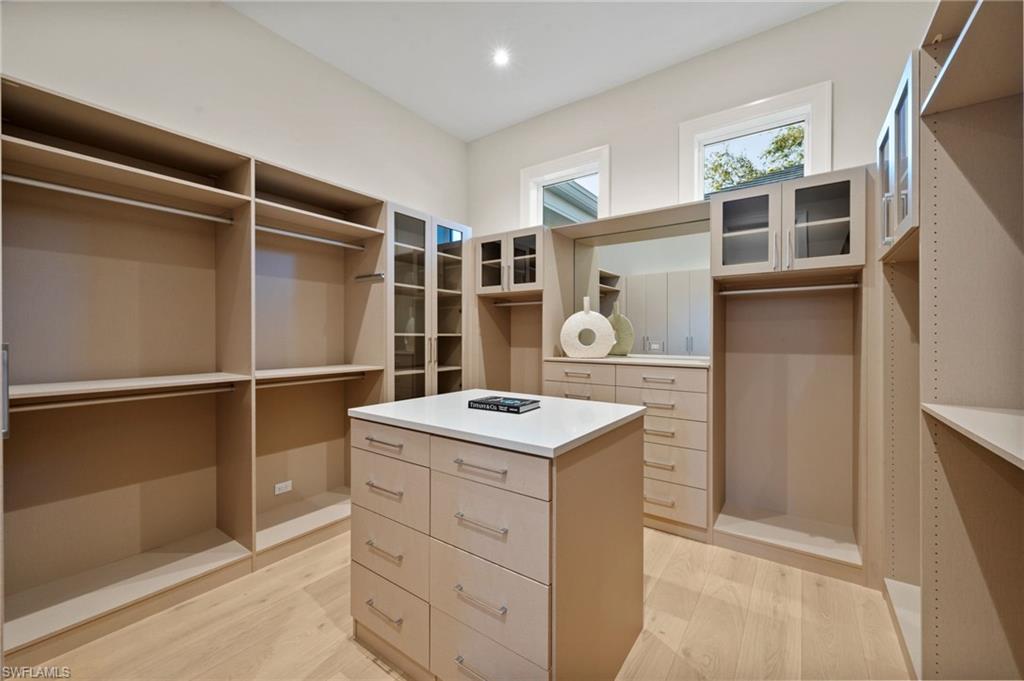 6958 Verde Way Naples, FL 34108 - Photo 29 of 50 Gallery Image 29