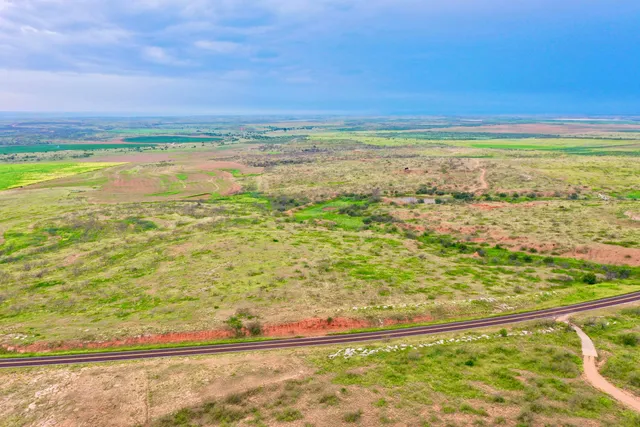 $2,469,500 | 70 Sh, Clarendon, TX 79226