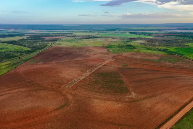 $2,469,500 | 70 Sh, Clarendon, TX 79226