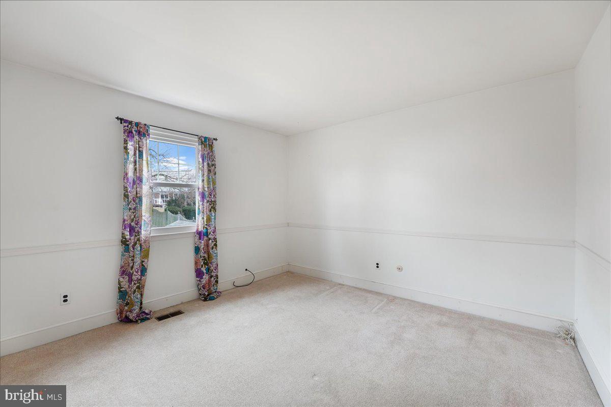 55 Devon Road Paoli, PA 19301 - Photo 23 of 31