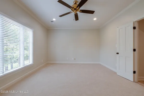 $1,229,000 | 1749 North Lake Drive, Tupelo, MS 38804