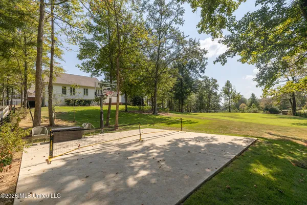 $1,229,000 | 1749 North Lake Drive, Tupelo, MS 38804