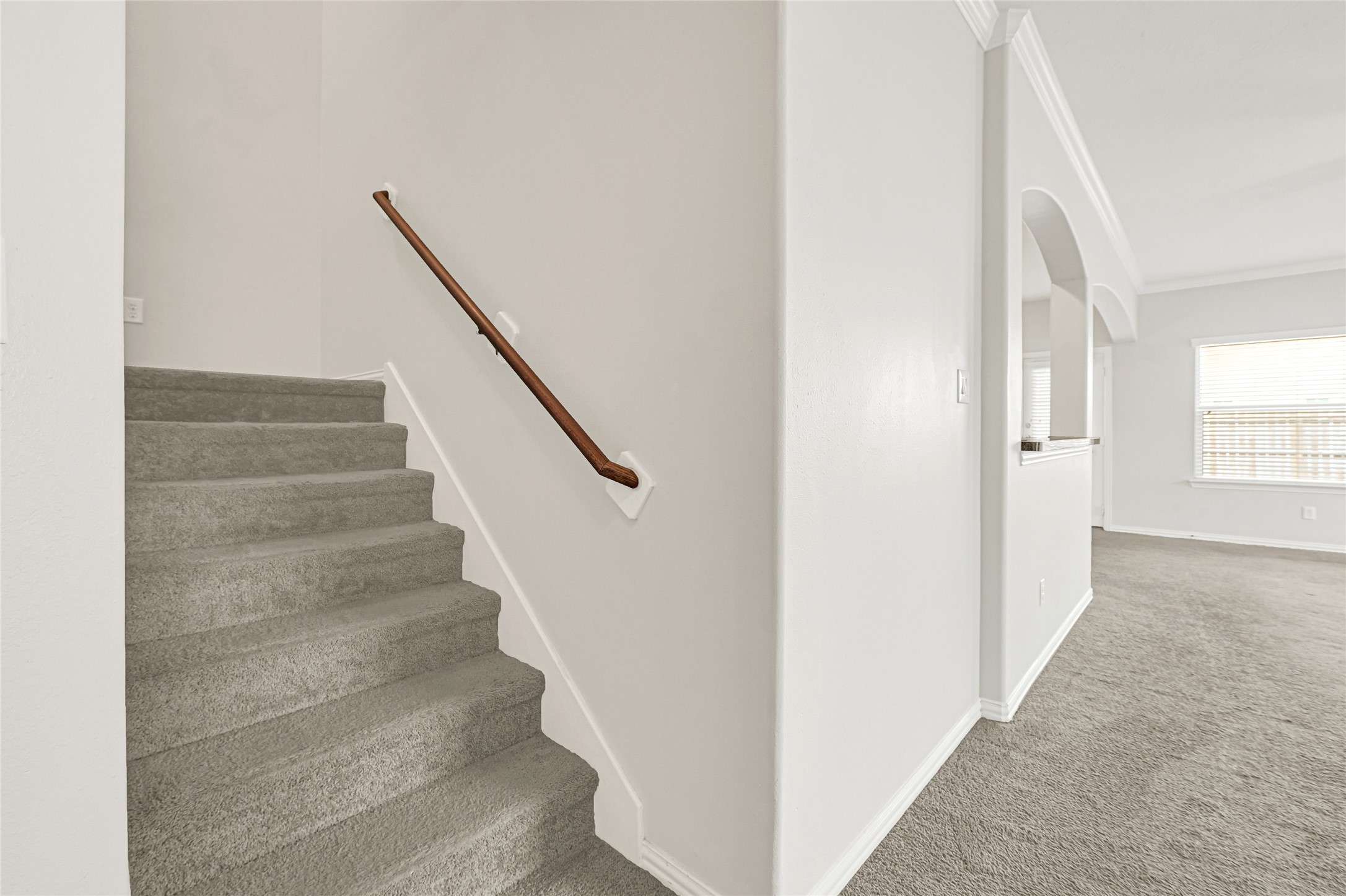 5010 Dartmoor Ridge Trail Houston, TX 77066 - Photo 12 of 28 a view of entryway with wooden floor