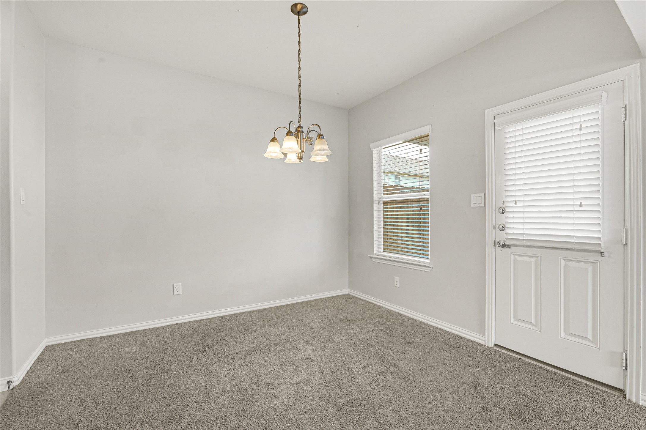 5010 Dartmoor Ridge Trail Houston, TX 77066 - Photo 10 of 28