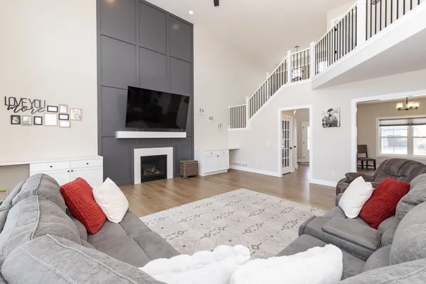 $675,000 | 5104 Finlen Lane, Bloomington, IL 61705