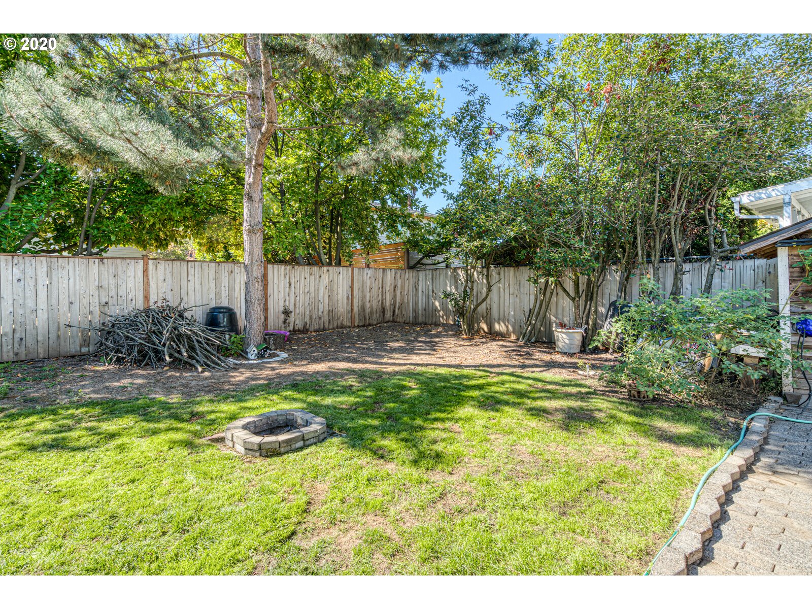 1934 Northeast Rosa Parks Way Portland, OR 97211 - Photo 23 of 28 Gallery Image 23
