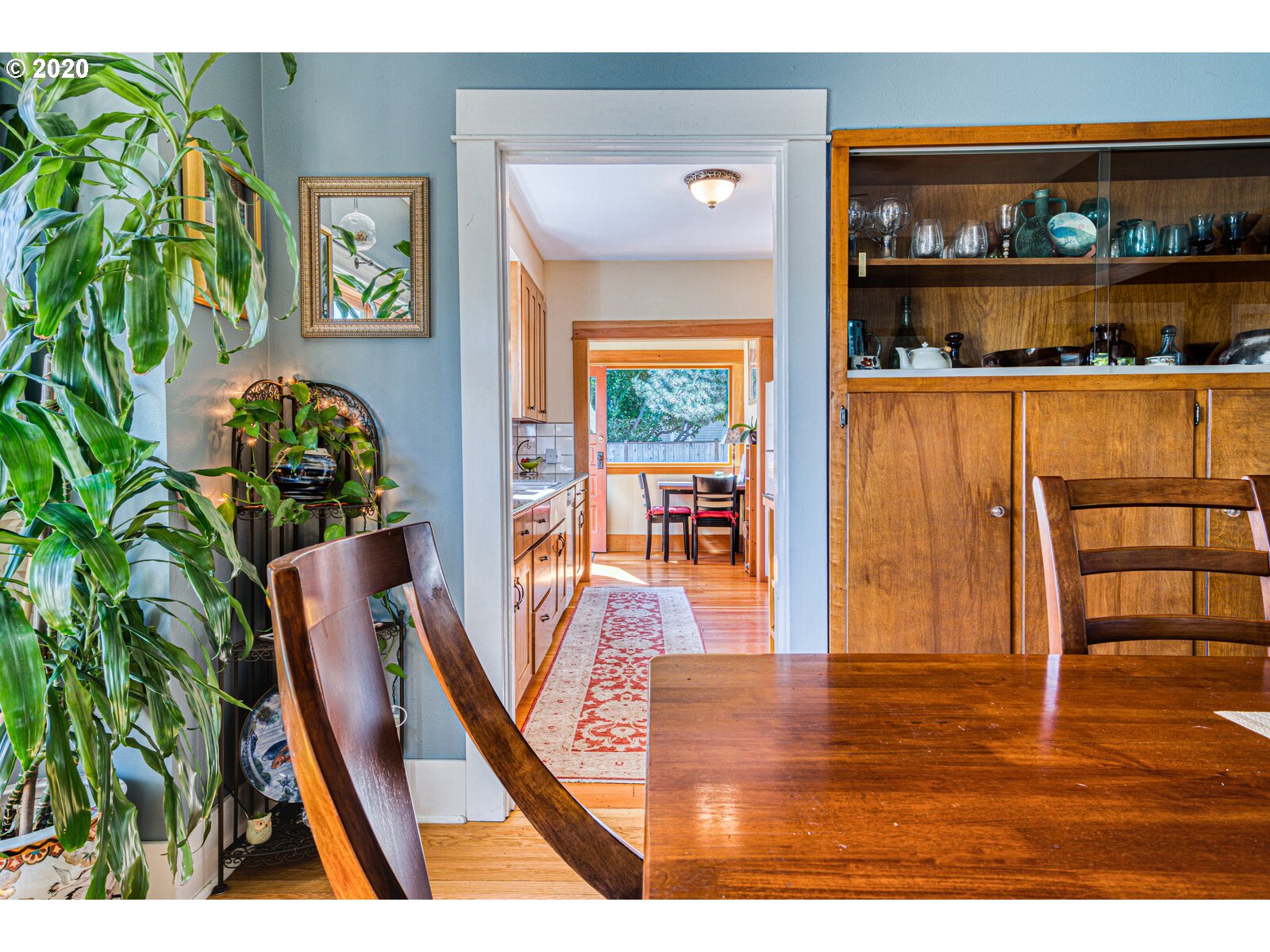1934 Northeast Rosa Parks Way Portland, OR 97211 - Photo 5 of 28 Gallery Image 5