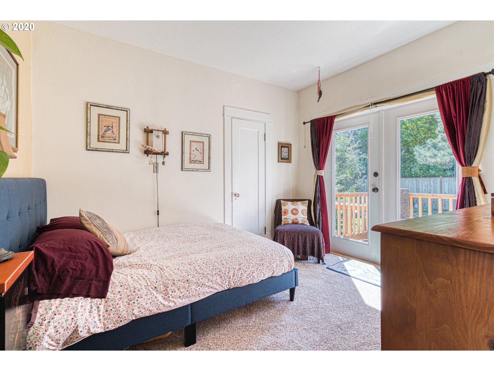 1934 Northeast Rosa Parks Way Portland, OR 97211 - Photo 9 of 28 Gallery Image 9
