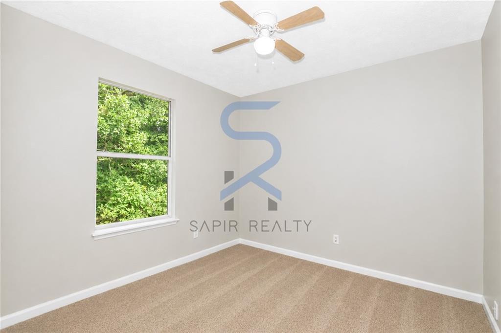 3848 Laurenhill Lane Decatur, GA 30034 - Photo 10 of 17