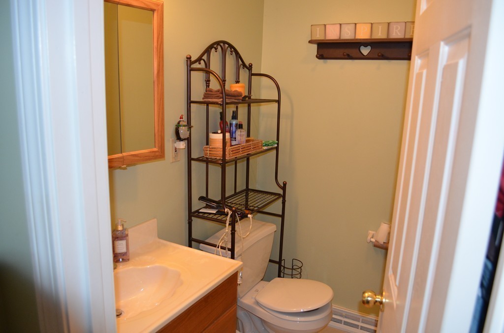 52 Jordan Street Springfield, MA 01129 - Photo 8 of 15 Gallery Image 8