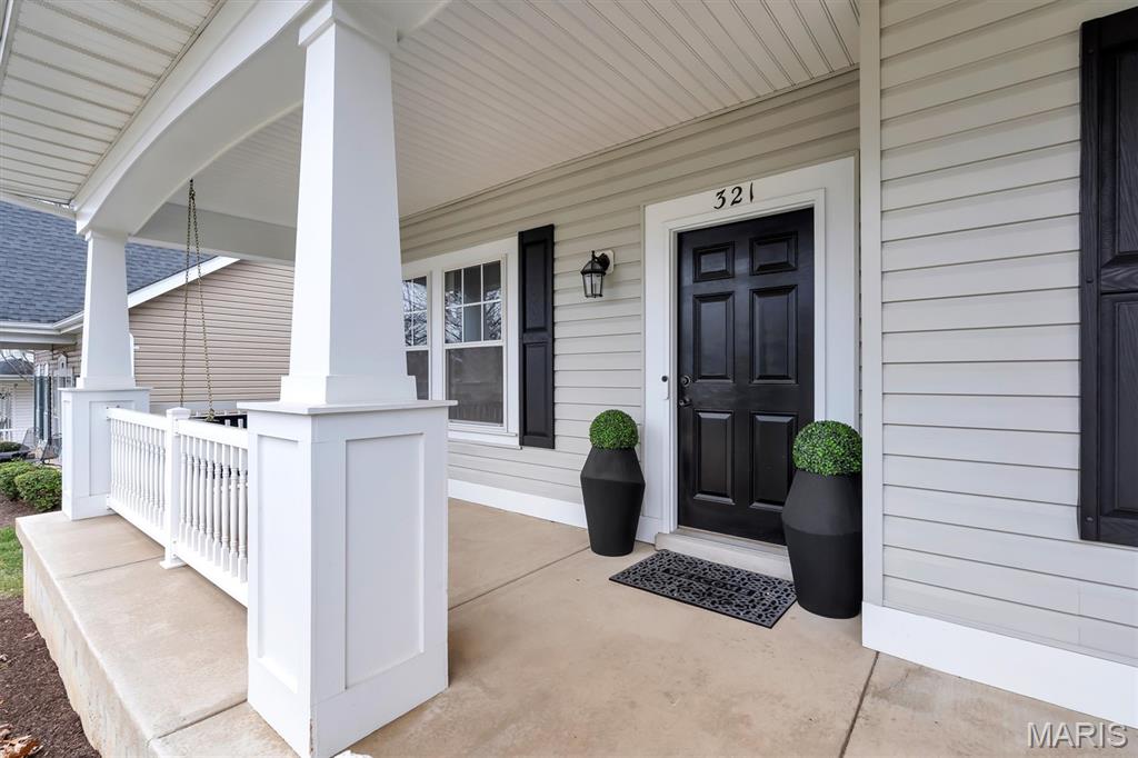 321 Hawks View Drive O'Fallon, MO 63368 - Photo 3 of 26