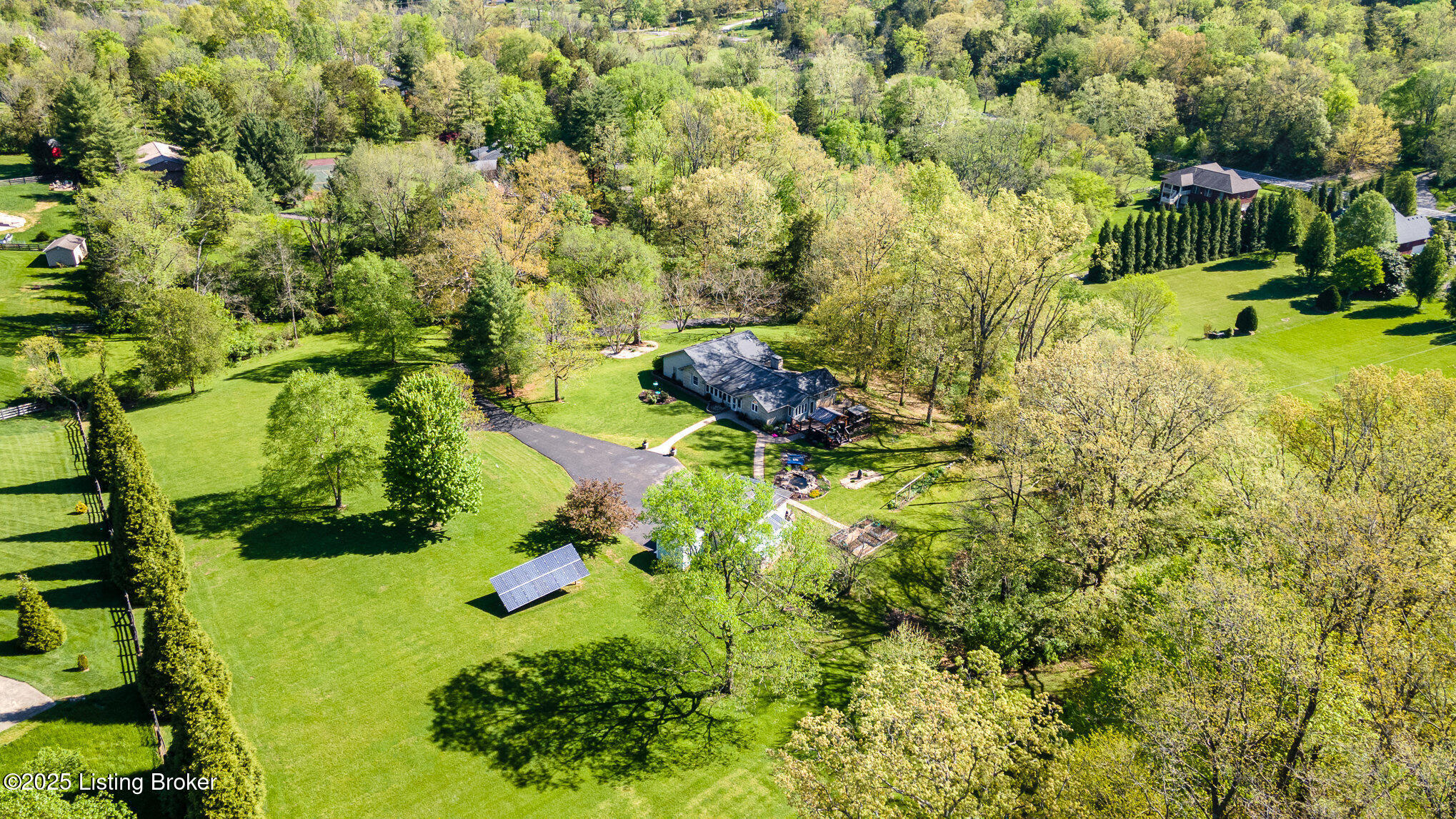 4500 Chenoweth Run Road Louisville, KY 40299 - Photo 23 of 28 028_dji_0674-edit_778