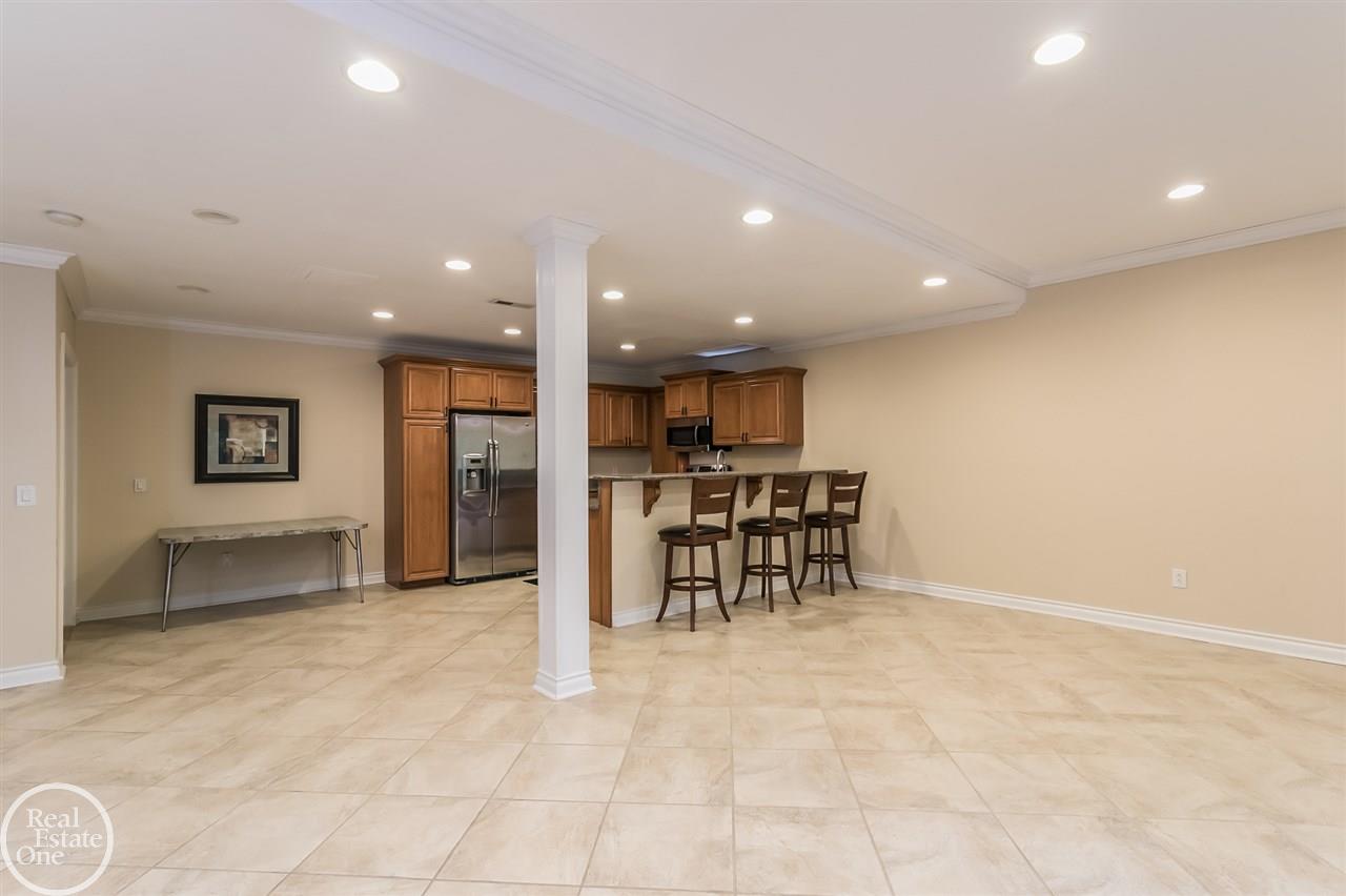 895 Quarry Drive Rochester Hills, MI 48306 - Photo 39 of 49