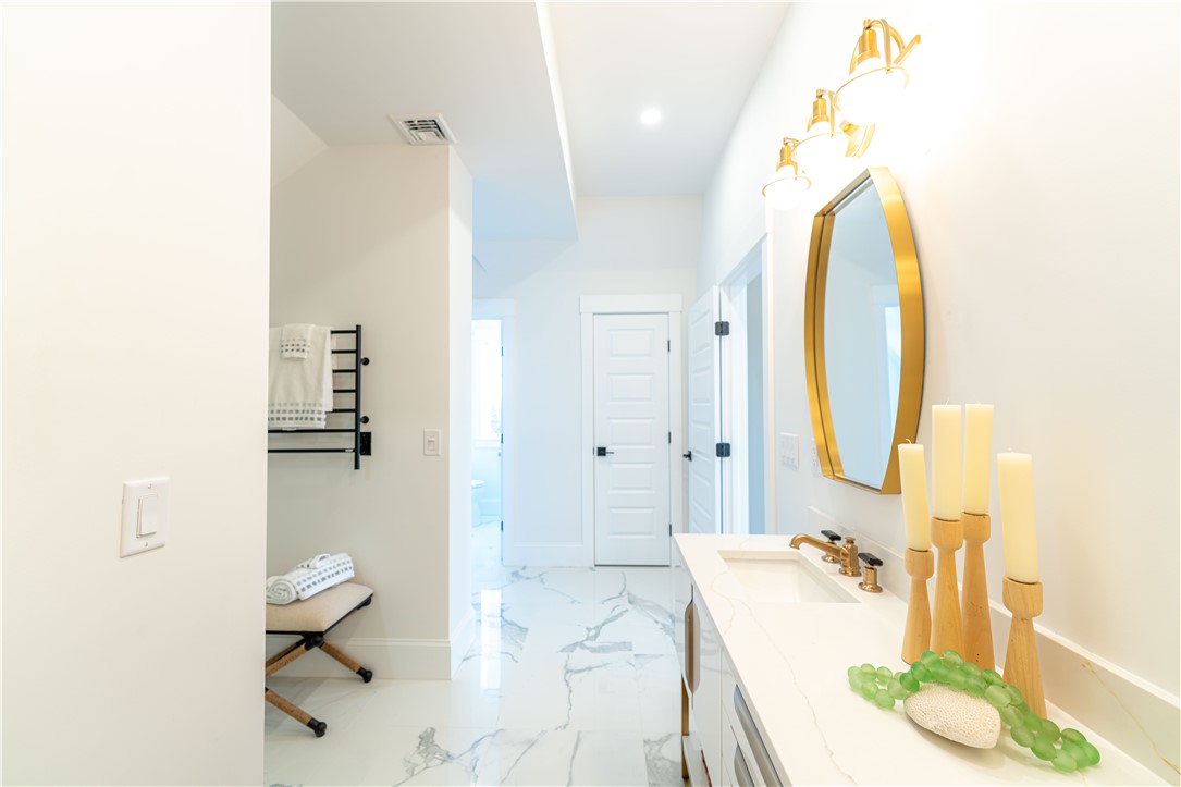 4 Chartier Circle Newport, RI 02840 - Photo 45 of 48