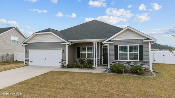 $415,000 | 2727 Luna Lane, Winterville, NC 28590