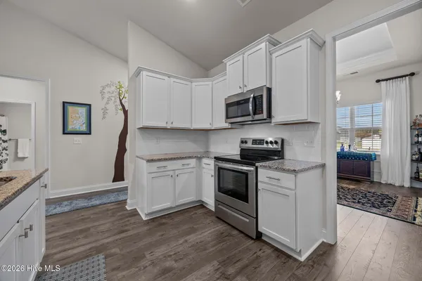 $415,000 | 2727 Luna Lane, Winterville, NC 28590