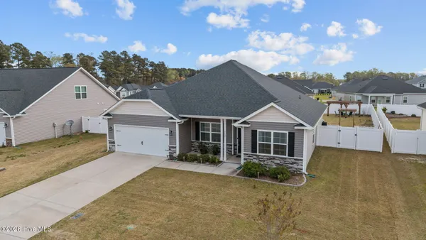 $415,000 | 2727 Luna Lane, Winterville, NC 28590