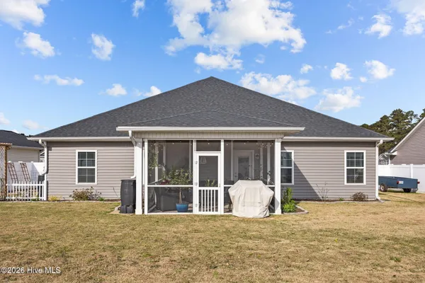 $415,000 | 2727 Luna Lane, Winterville, NC 28590