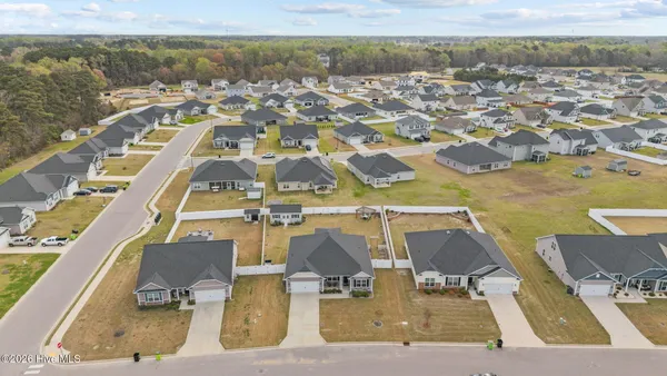 $415,000 | 2727 Luna Lane, Winterville, NC 28590
