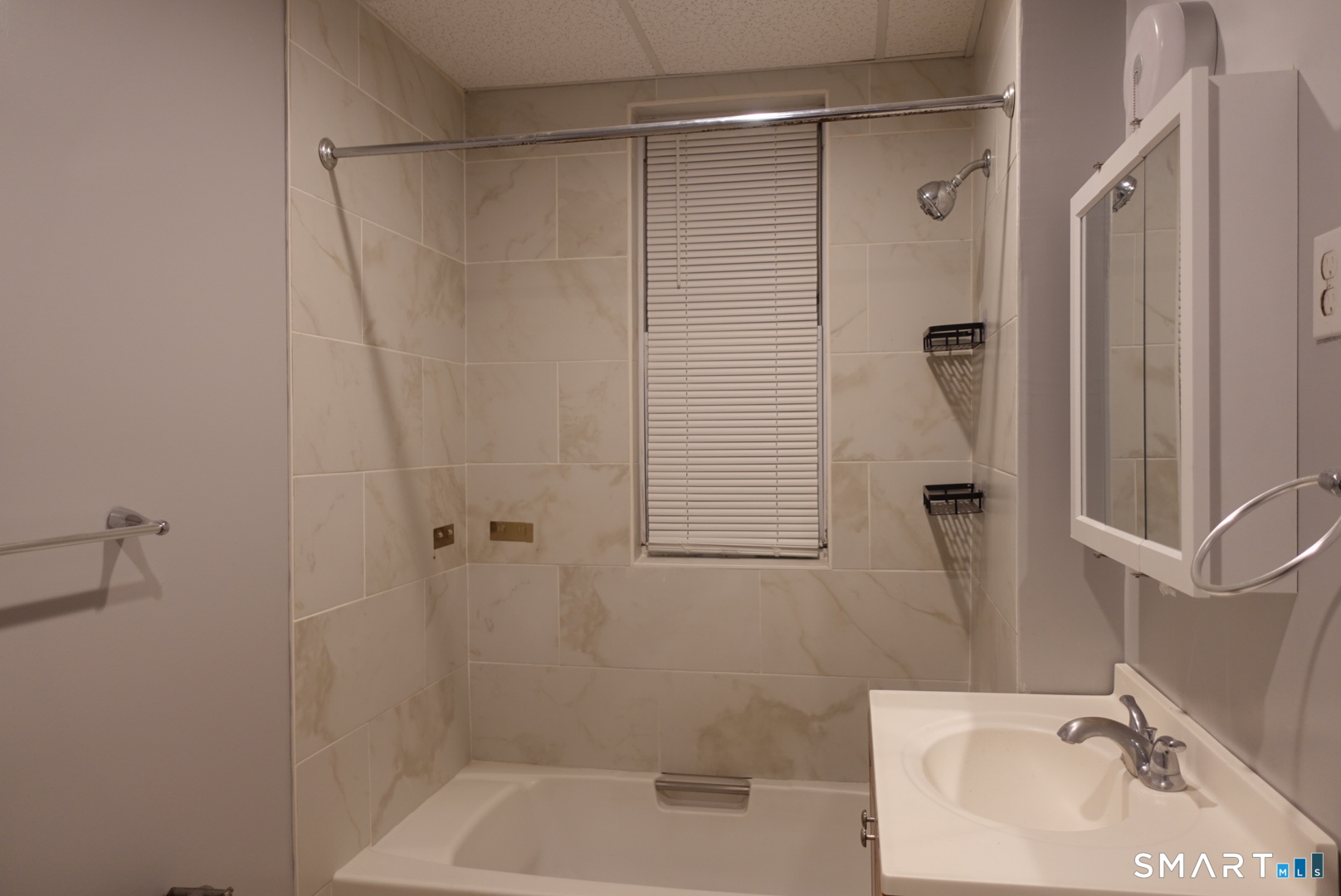 53 Lindsley Street, Unit 1 Waterbury, CT 06708 - Photo 8 of 14