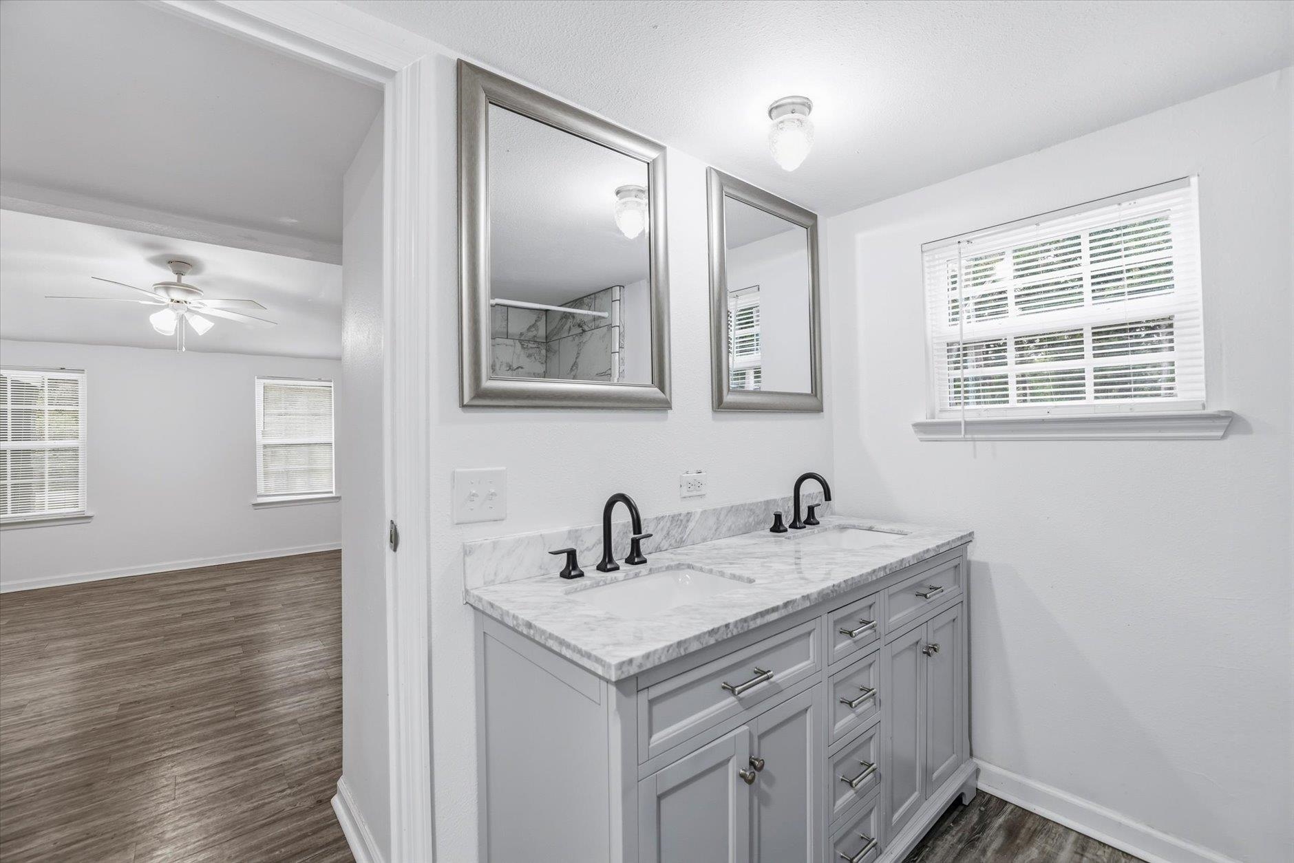 4057 Bishop Road Tallahassee, FL 32305 - Photo 8 of 48