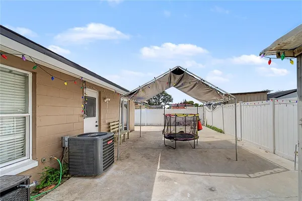 $2,600 | 8304 Dasa Place, Tampa, FL 33615