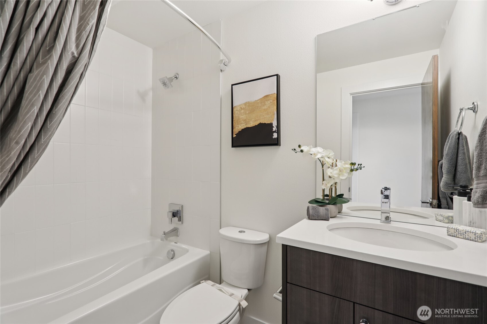 4109 Southwest Oregon Street Seattle, WA 98116 - Photo 23 of 29 Gallery Image 23