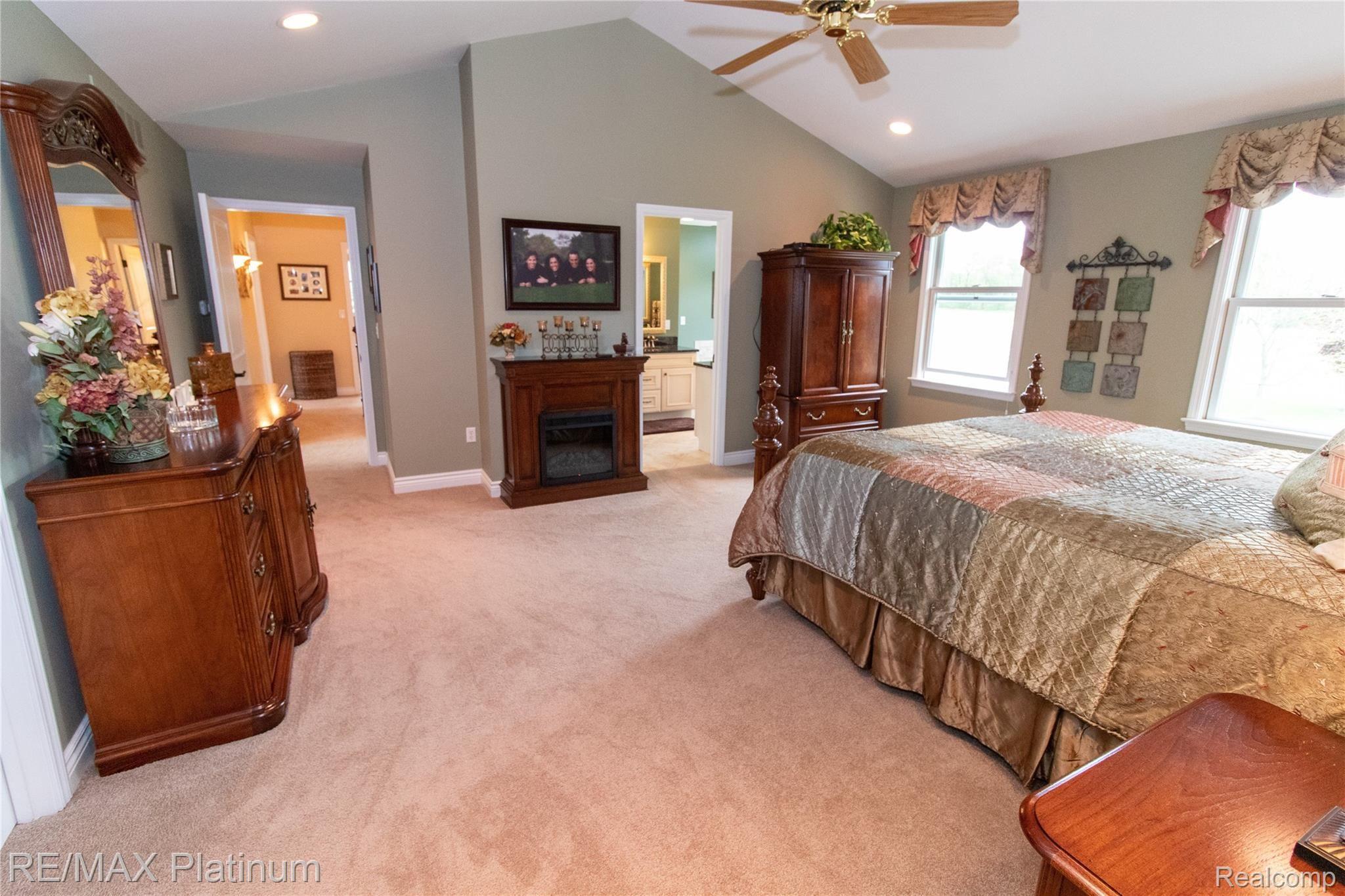 12983 Holtforth Road Fenton, MI 48430 - Photo 35 of 90 35.jpg