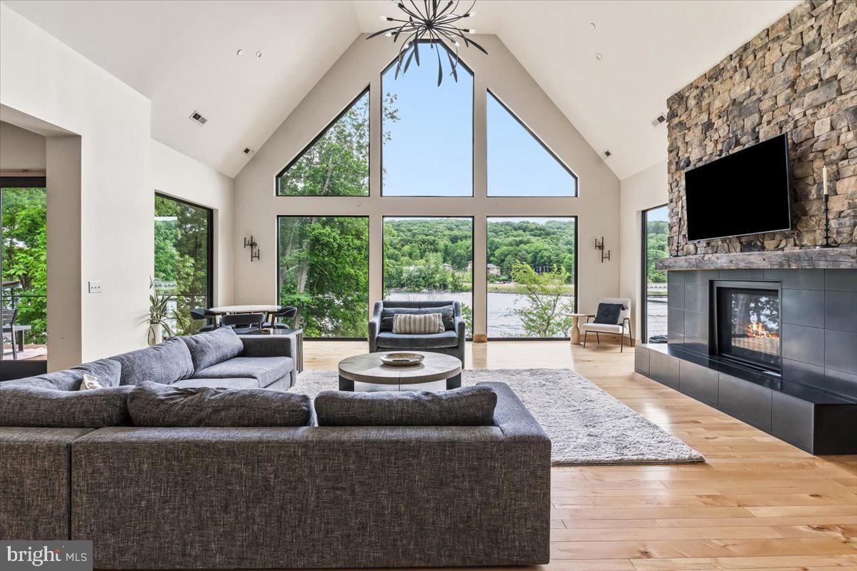 230 Rock Lodge Road McHenry, MD 21541 - Photo 5 of 115
