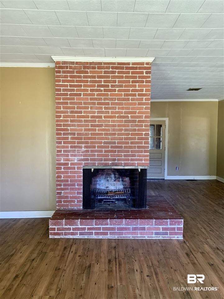 17071 County Road 52 Silverhill, AL 36576 - Photo 3 of 44 Wood burning fireplace
