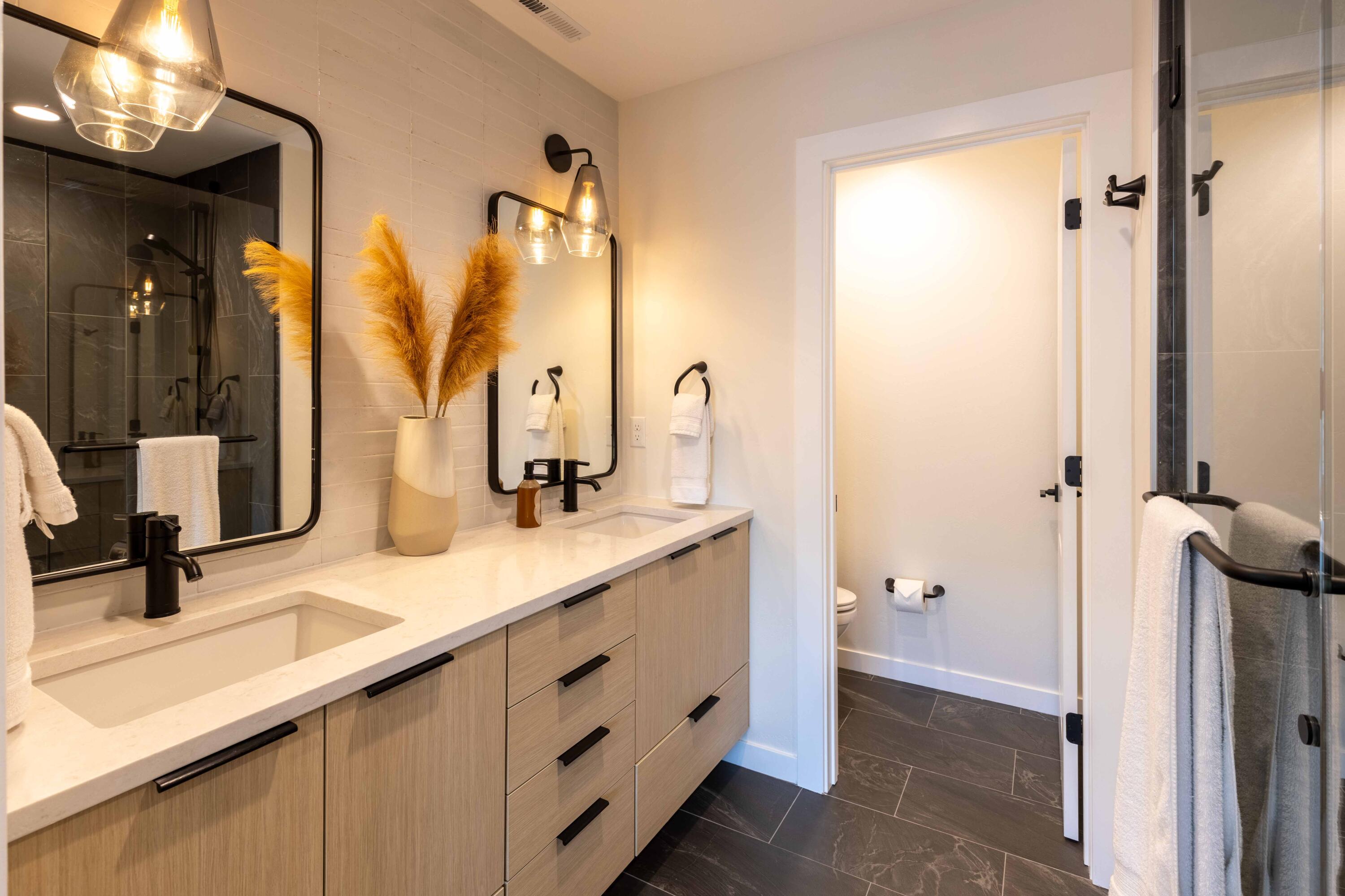 410 North River Street, Unit 9 Hailey, ID 83333 - Photo 40 of 48 Bathroom 3