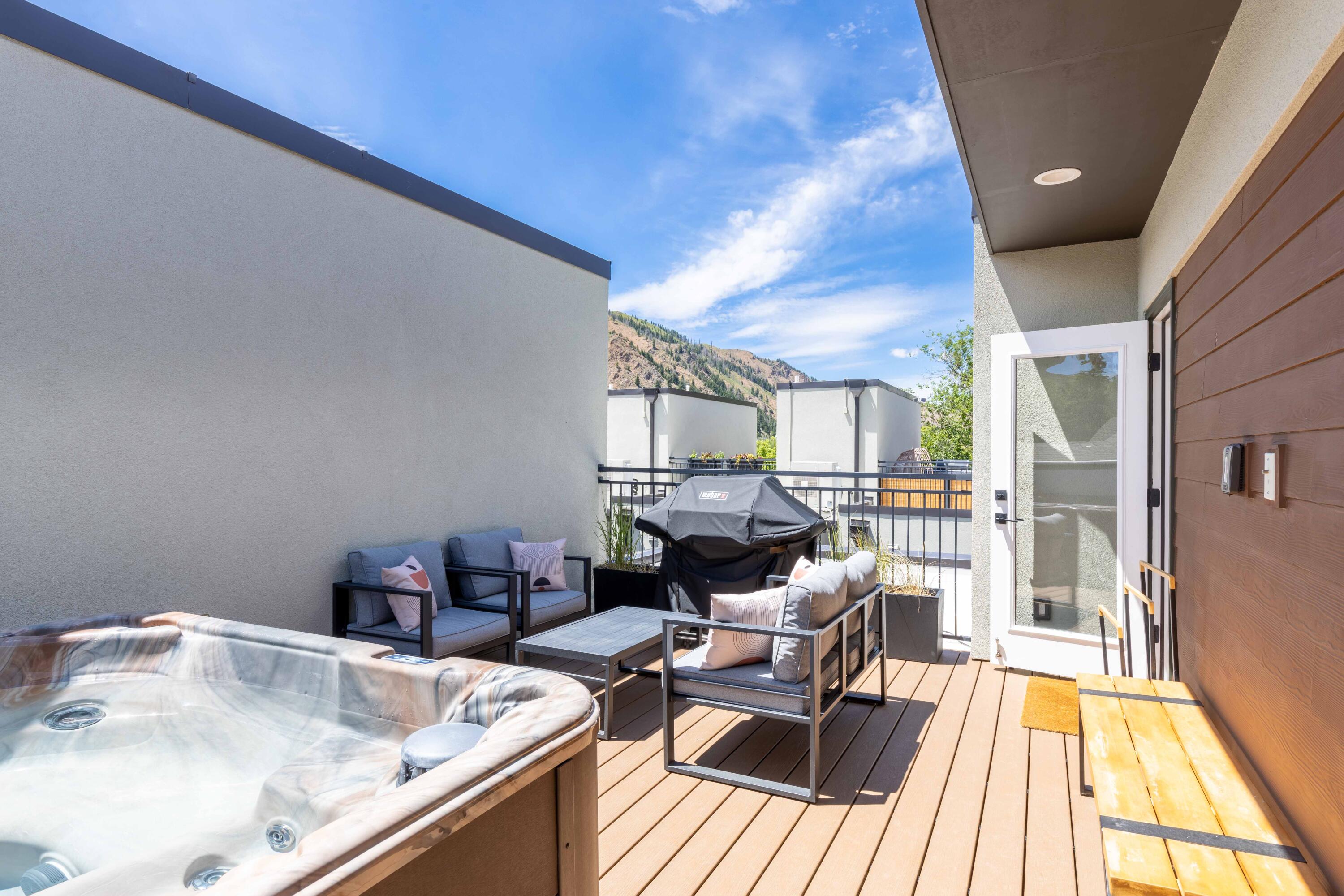 410 North River Street, Unit 9 Hailey, ID 83333 - Photo 44 of 48 Deck