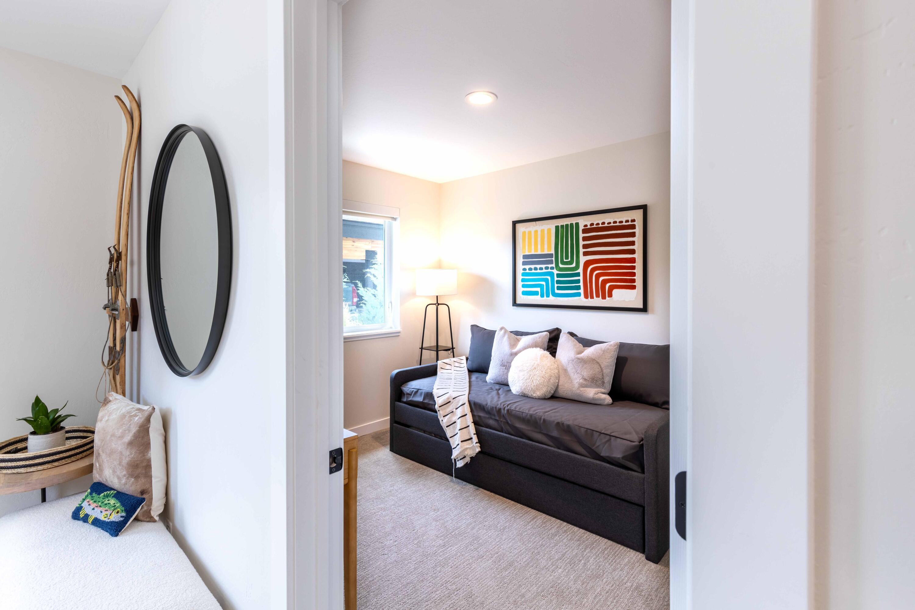 410 North River Street, Unit 9 Hailey, ID 83333 - Photo 6 of 48 Entryway