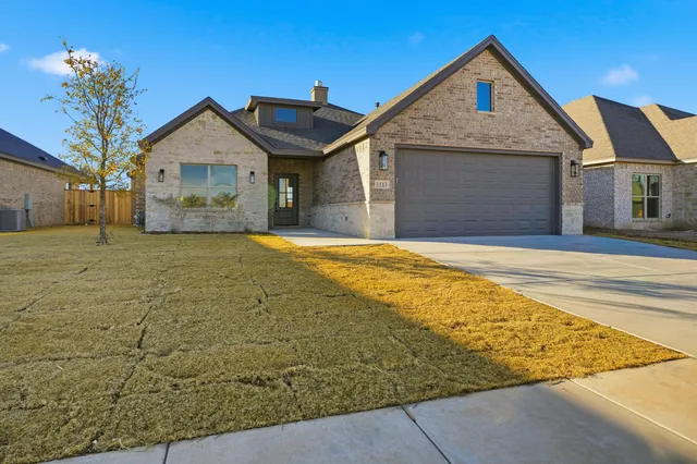 $363,000 | 1113 North 6th Street, Wolfforth, TX 79382