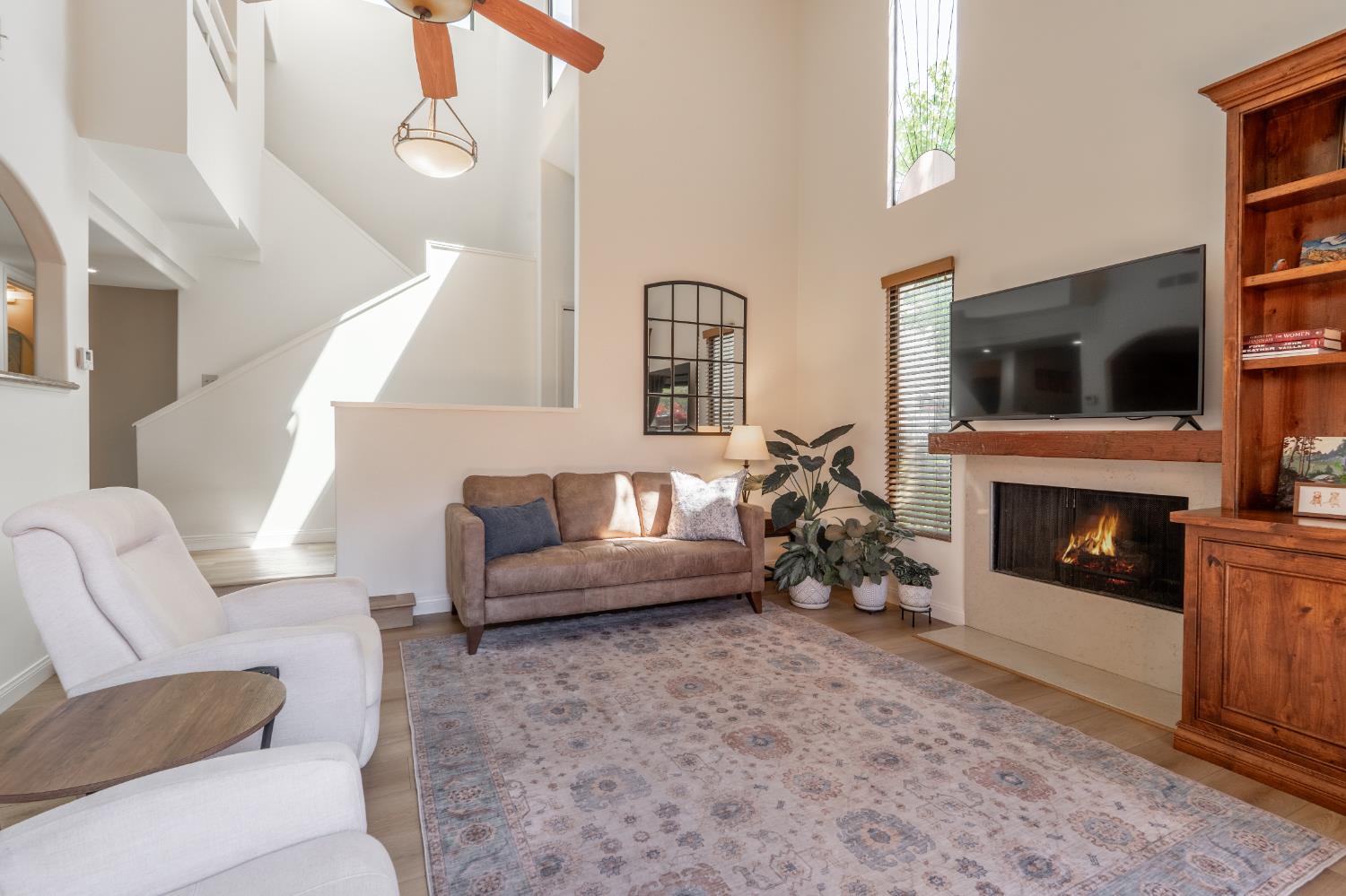 211 North Carrillo Road, Unit E Ojai, CA 93023 - Photo 8 of 28